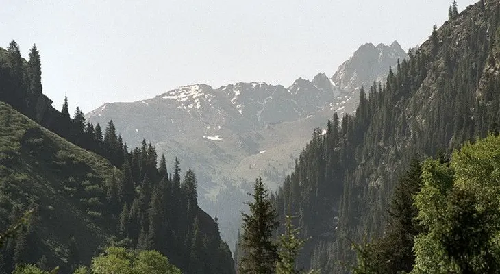 Descubren un antiguo Hawái en una cordillera de Asia Central