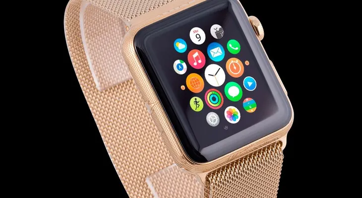 Sale al mercado un Apple Watch con temática de Putin por 3.000 dólares