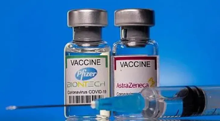 Las vacunas de dos dosis inducen menos anticuerpos contra ómicron, según un estudio