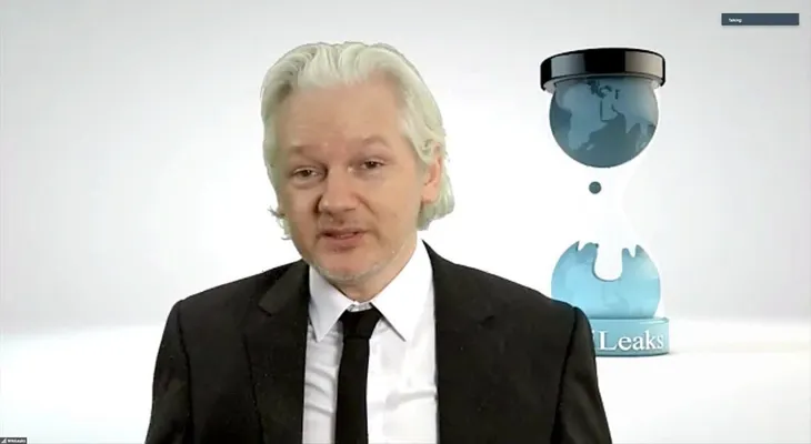 Estados Unidos prepara cargos para solicitar detención de Julian Assange