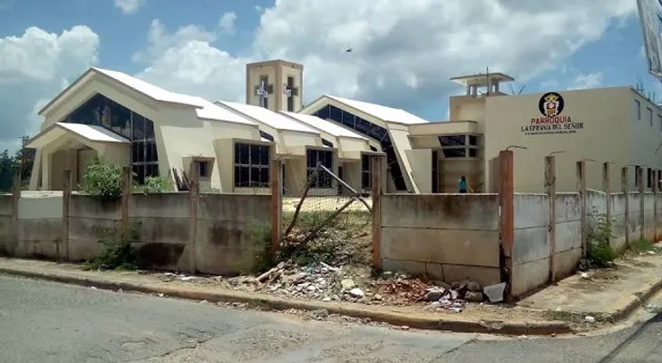 Iglesia tiene cena bailable con Fefita La Grande 