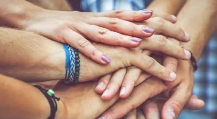 Las amistades en la adolescencia son claves para una buena salud