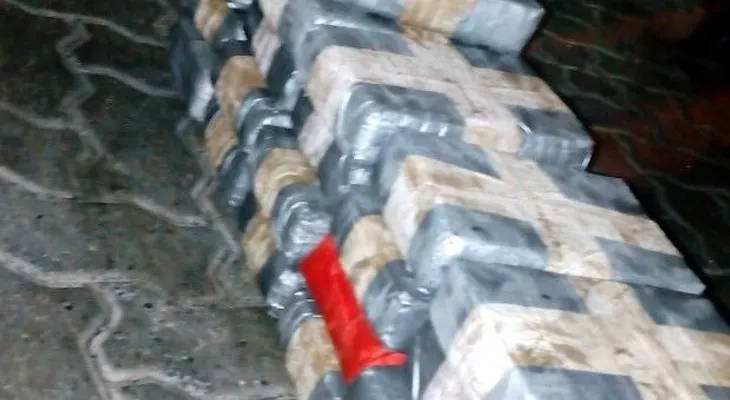 DNCD apresa a venezolano y dominicano, uno de ellos con 10 kilos de cocaína