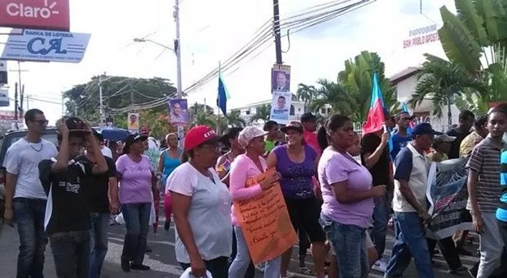 Rechazan explotación de minas