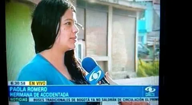 Mujer cae de bus con su bebé en brazos (Video)