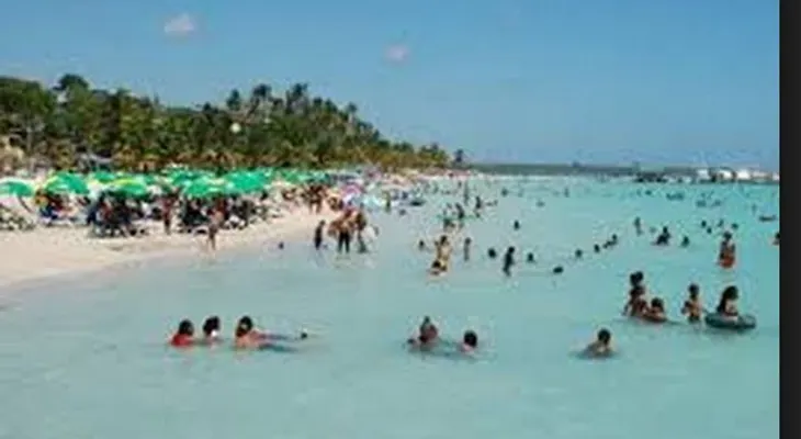 Alegada enferma mental detona bomba en hotel de Boca Chica 