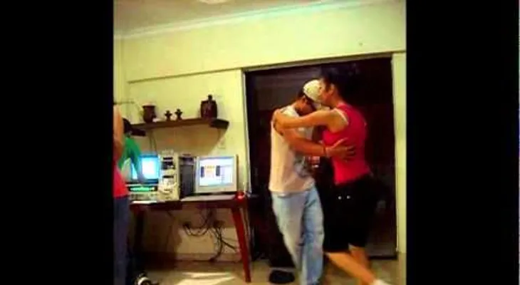 Video: La araña que baila salsa