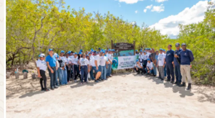 Empresa Seaboard realiza un operativo de recogida de desechos sólidos en el Santuario de Mamíferos Marinos de Manatí Puerto Plata*