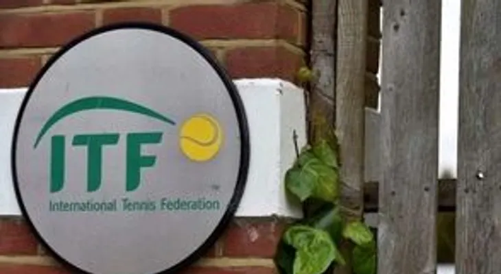 Arbitros de tenis sancionados por corrupción