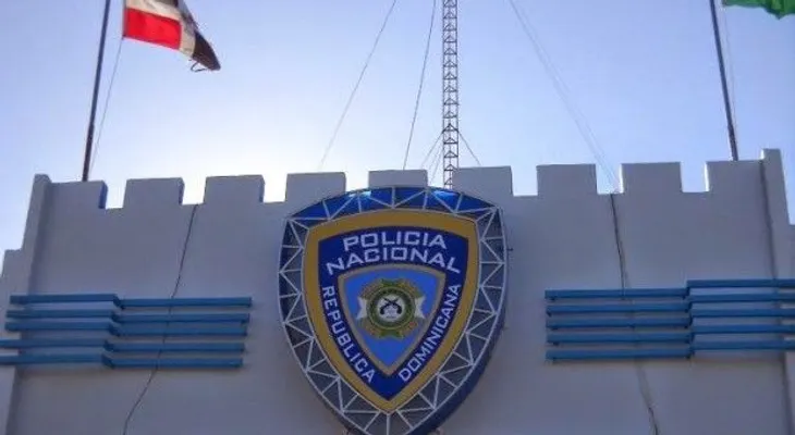 Apresan hombre y le ocupa marihuana y una arma de fuego