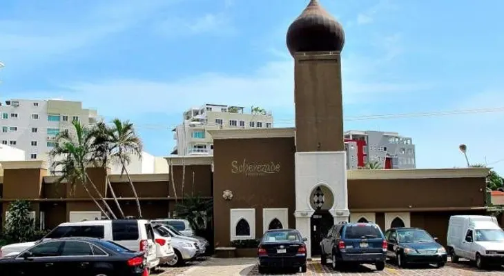  "Ya no podemos seguir", restaurante Scherezade cierra sus puertas y está liquidando su inmobiliario