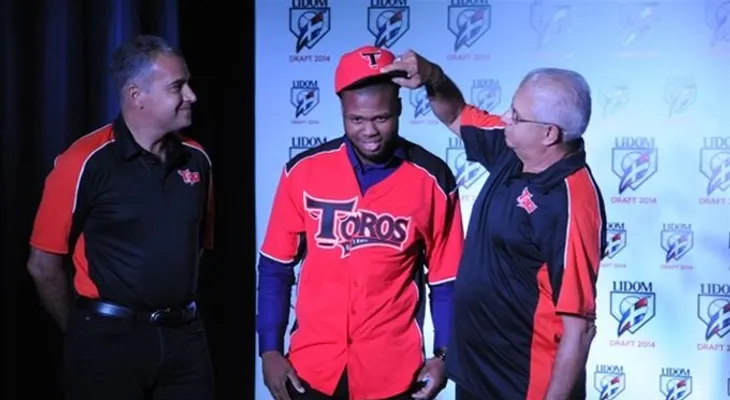 Toros escogen a Margot primer pick  Draft de Novatos
