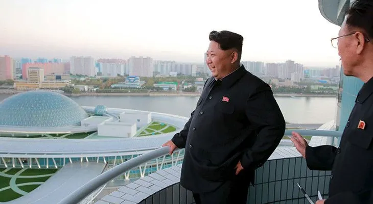 Kim Jong-un inaugura un impresionante centro norcoreano de ciencia y tecnología