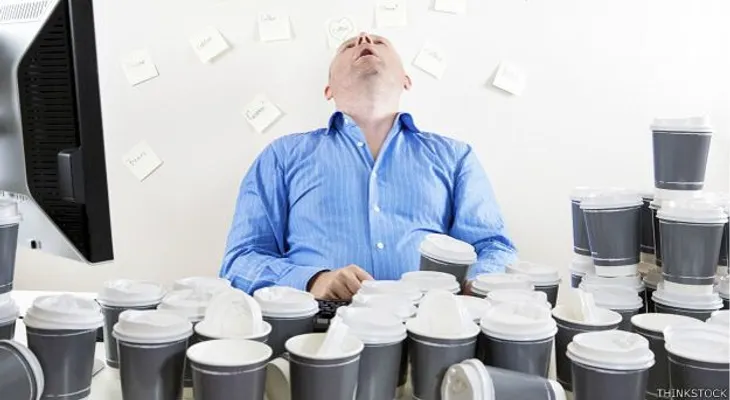 Trabajar toda la noche y sobrevivir al día siguiente