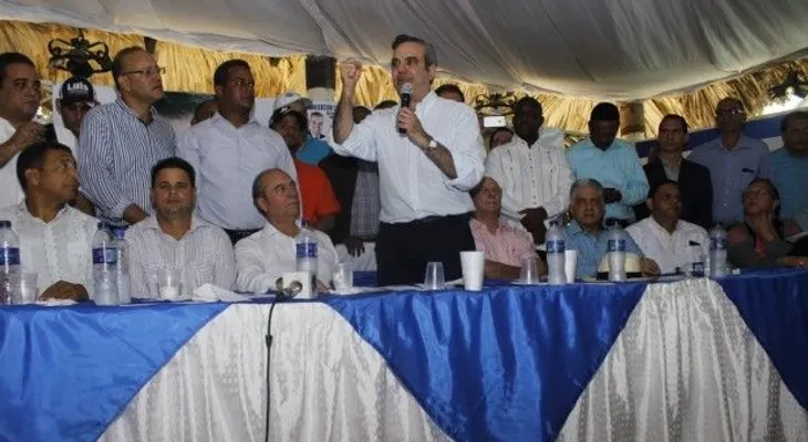 Abinader: el pueblo necesita un Gobierno y un Congreso que hablen con ella