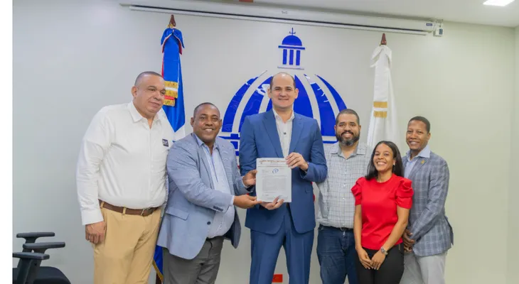 Academia Luisito Mercedes dedica torneo a Adolfo Pérez