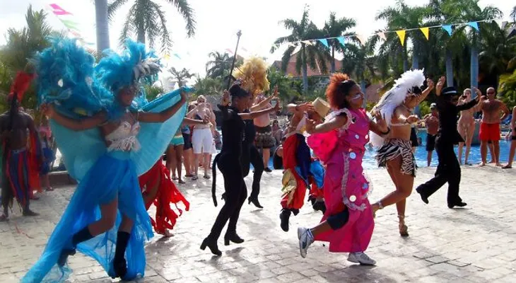 Ingresos por turismo totalizaron US$6,721.5 millones; entrada por divisas fueron de US$24,300 millones