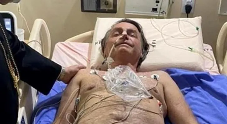 Bolsonaro será trasladado a Sao Paulo para una posible cirugía intestinal "de emergencia"
