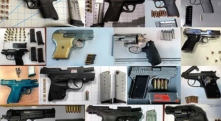 2015 se perfila como el año con más armas encontradas en equipaje de mano en EE.UU.