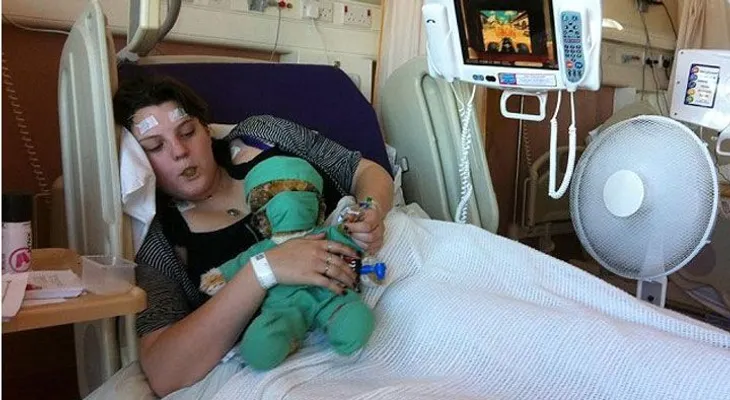 Una mujer con extraña enfermedad ha muerto y resucitado más de 30 veces (Video)