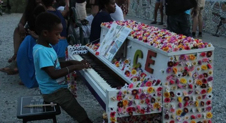 La música y el arte se apoderan de las calles de Atlanta (EEUU) para promover la paz