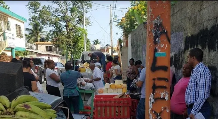 Por gestiones regidor Wilson Díaz, INESPRE realiza ventas populares en barrios de San Cristóbal
