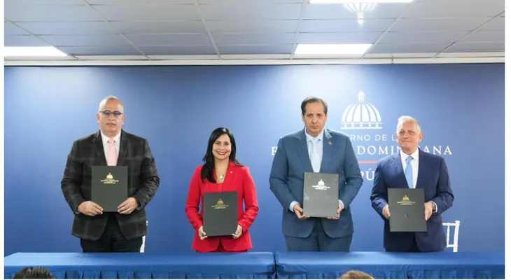 Salud Pública acuerda mejorar atención materno-infantil