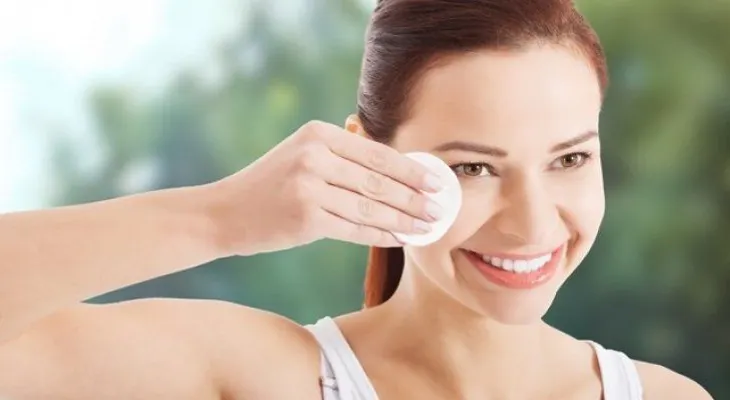 10 errores que cometemos al aplicar las cremas faciales