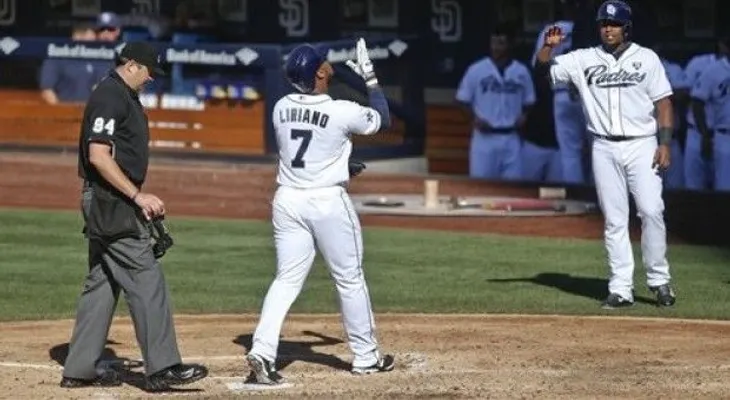 Rymer Dominicano Liriano da su primer jonrón