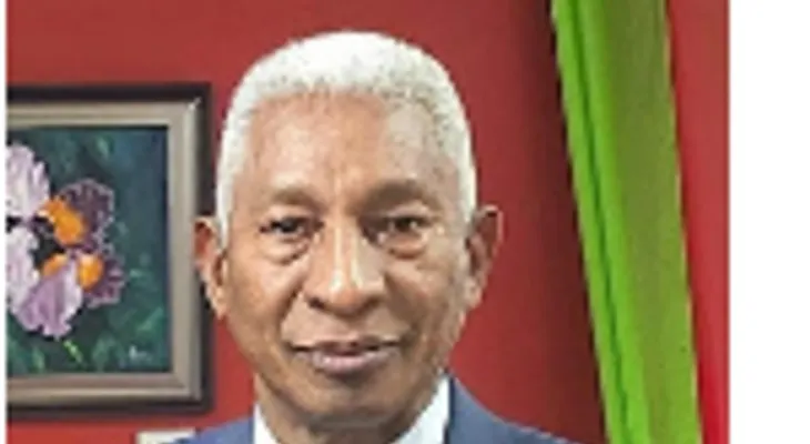 Reconocen al periodista Erasmo Chalas en NY