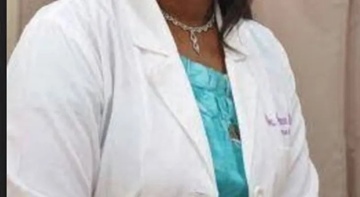 Directora del Hospital Alcarrizos II llama celebrar festividades navideñas con prudencia 