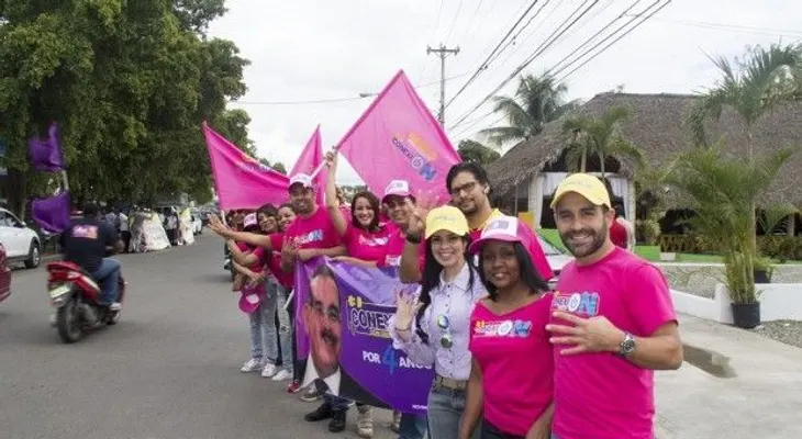 Conexión con Danilo ratifica apoyo en marcha caravana del Cibao