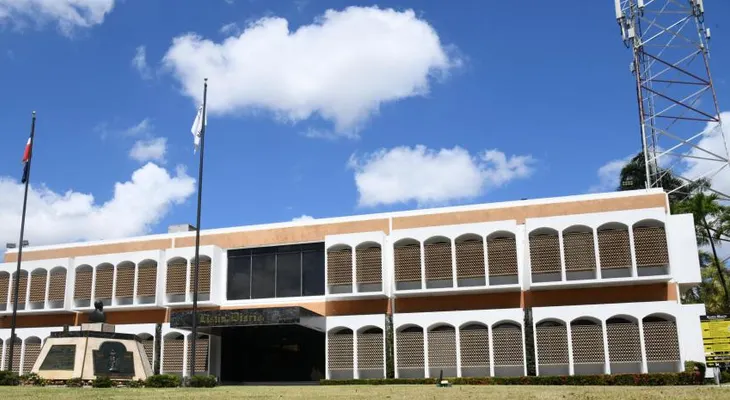 Ministro de Defensa destaca a Listín Diario como referente en su 137 aniversario