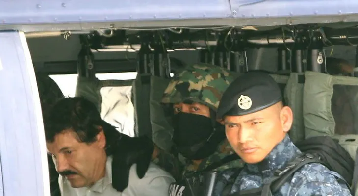 Capturan el máximo dirigente cartel de la droga de Sinaloa, Joaquín 'El Chapo' Guzmán (Video)