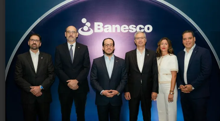 Banesco celebra encuentro en Santiago