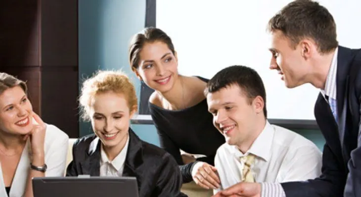 ¿Cómo actuar frente al favoritismo en el trabajo?