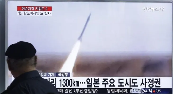Corea del Norte dispara un misil balístico al mar 