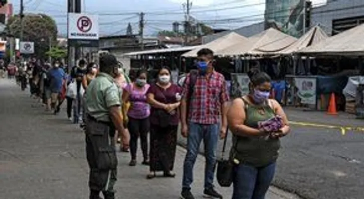 El COVID-19 seguirá en las Américas otros 2 años, advierte la OPS