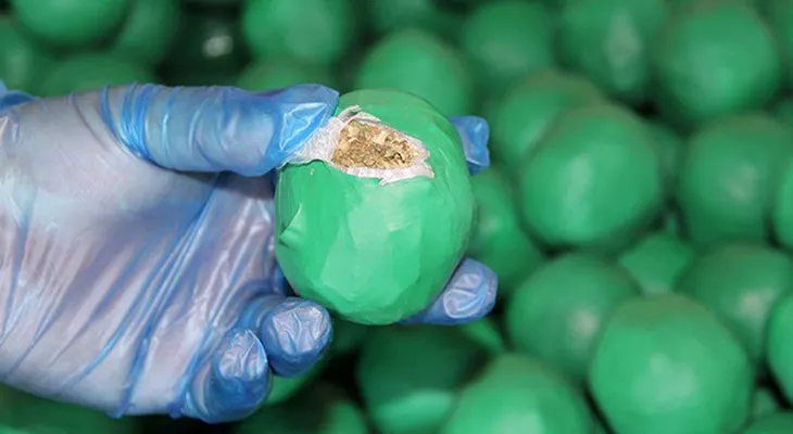 Narco-limones decomisan casi 2 toneladas de marihuana camufladas en un cargamento de frutas
