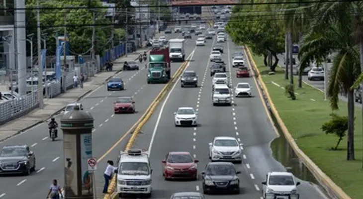DGII administra 36 tipos de placas y registra 6.6 millones de vehículos en el país