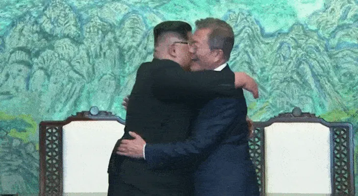 Lo que dejó la cumbre entre las dos Coreas: estos son los gifs de los momentos clave