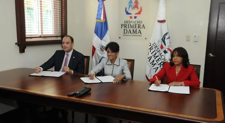  Ministerio de Industria y Comercio, y Fundación LOATA firman acuerdo a favor discapacitados