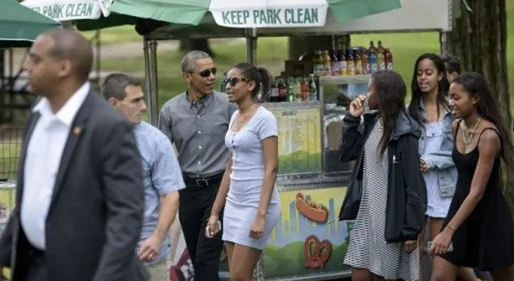Obama y sus hijas pasan el fin de semana en Nueva York