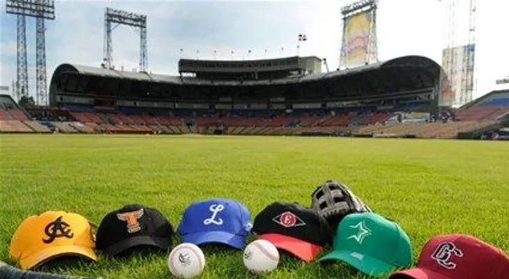 El Todos contra Todos en su parte final; Escogido; Licey; Aguilas y Gigantes
