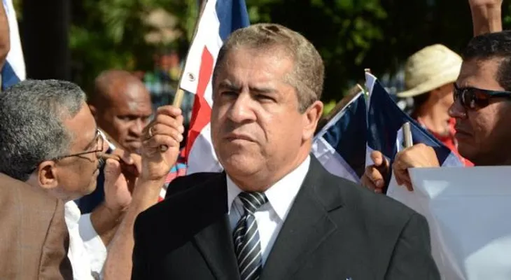 Realizan allanamiento en residencia de Percival Peña; se llevan armas 