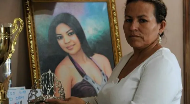 Madre de Miss Honduras revela vida imprudente de su otra hija 