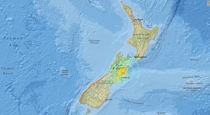 Alerta de tsunami por sismo de magnitud 7.8 en Nueva Zelandia