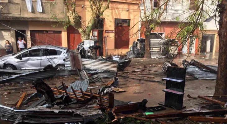 Tornado en Uruguay deja cuatro muertos y siete heridos graves
