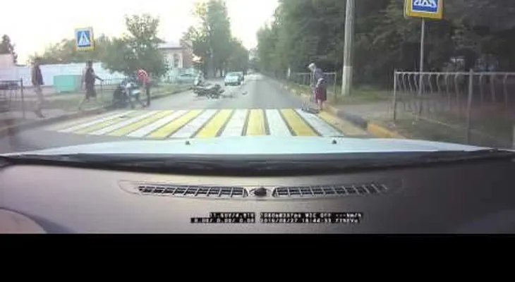 Un hombre logra sobrevir a un aparatoso accidente 