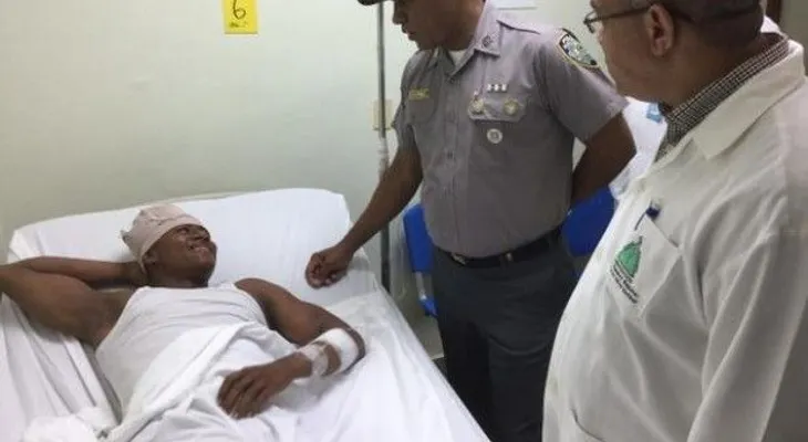 Dos delincuentes muertos y un raso PN herido en frustrado asalto a taxista 